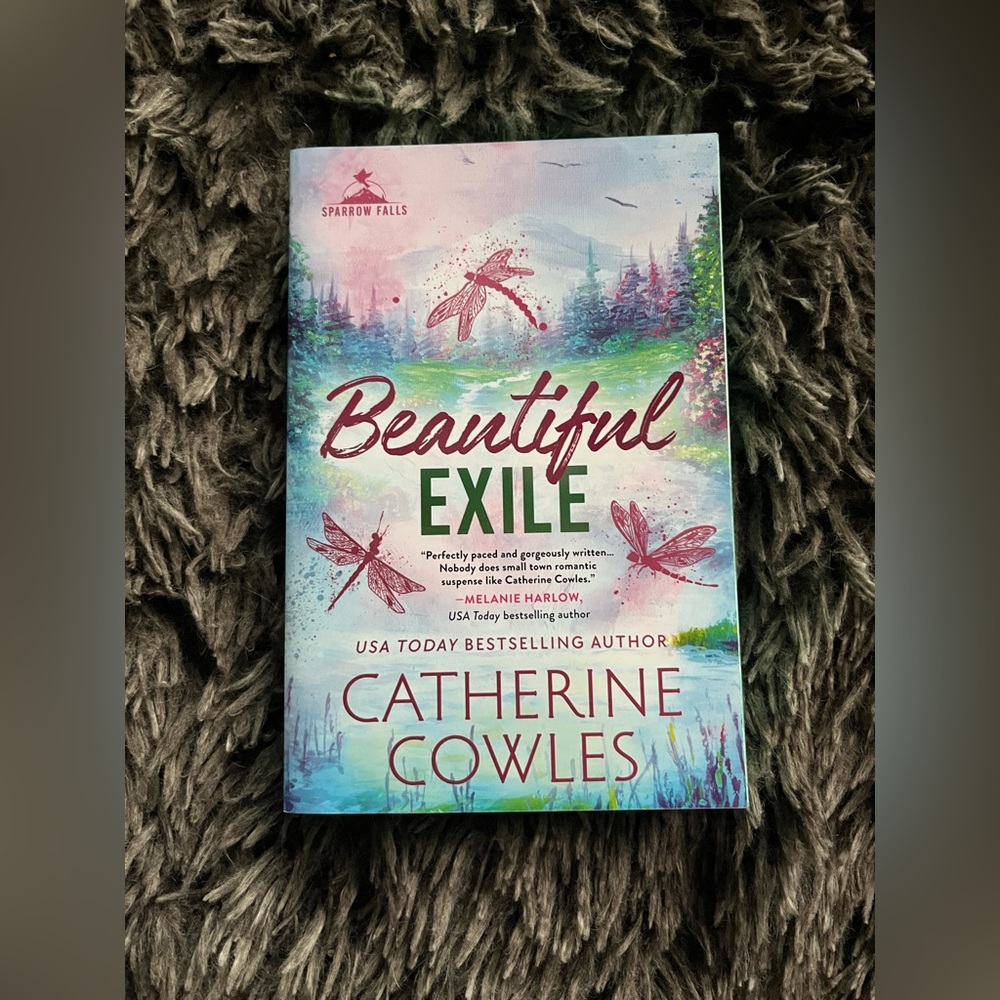 Beautiful Exile by Catherine Cowles - Paperback Book